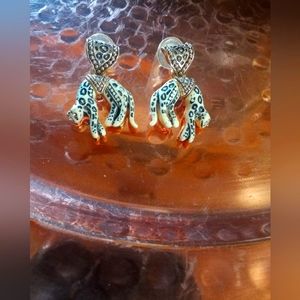 Vintage Jackie Collins Gold Tone Panther Jaguar earrings